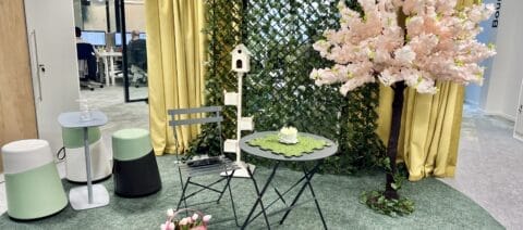 Life at NeoXam - Office Spring Decoration