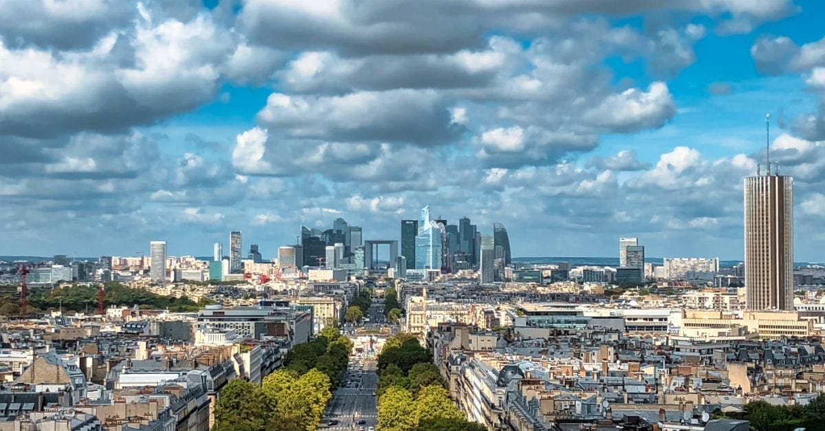 Image of La Défense from the Place de la Concorde, Paris