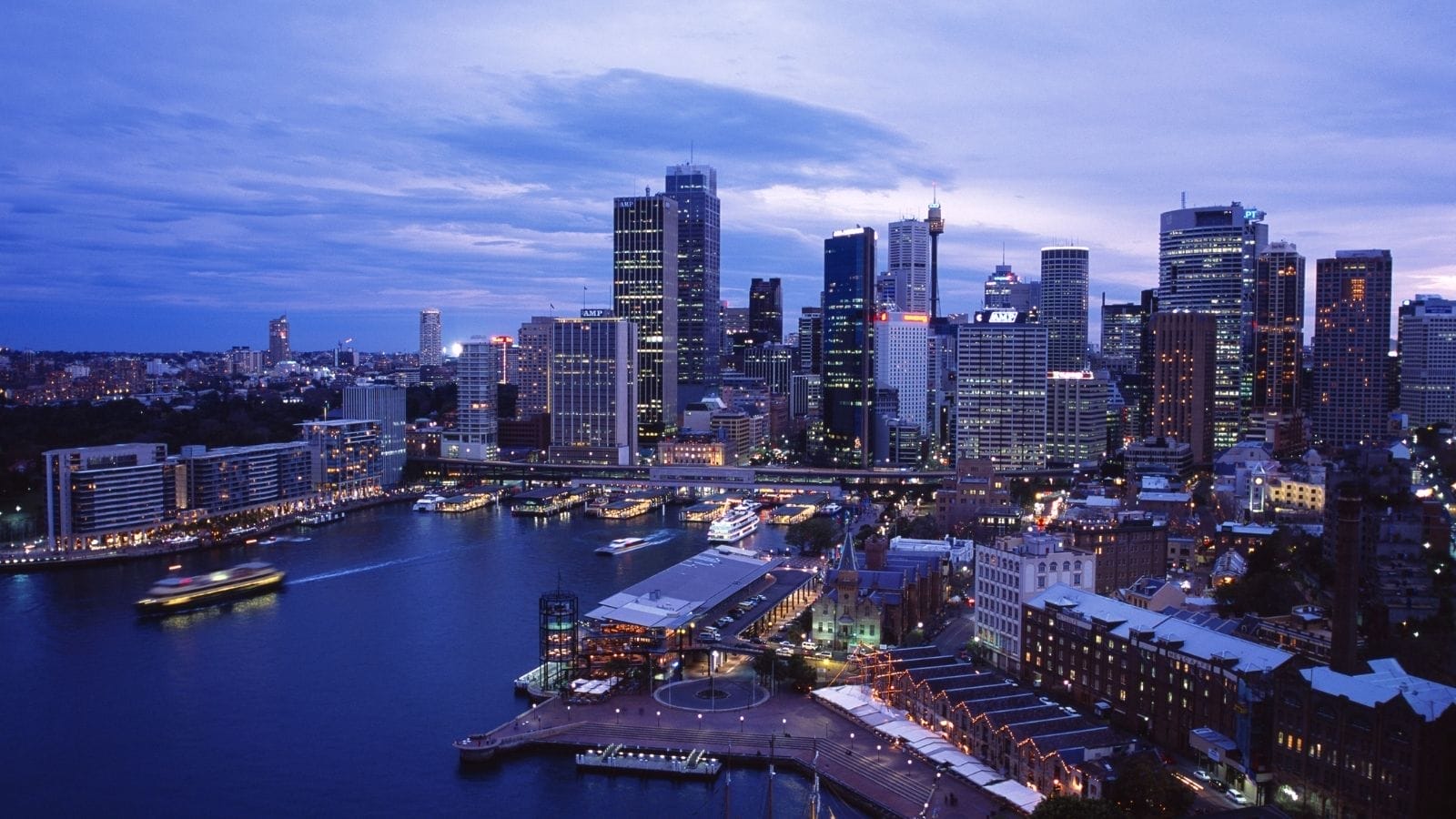 Skyline of financial district in Sydney at end of day.