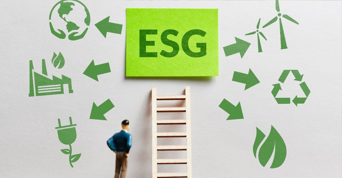 A wooden ladder leaning against a wall. On top of it, a large green post-it with ESG written on it, green arrows pointed outwards to various different icons relating to the climate. A man stands pondering, hands on hips, thinking about this.
